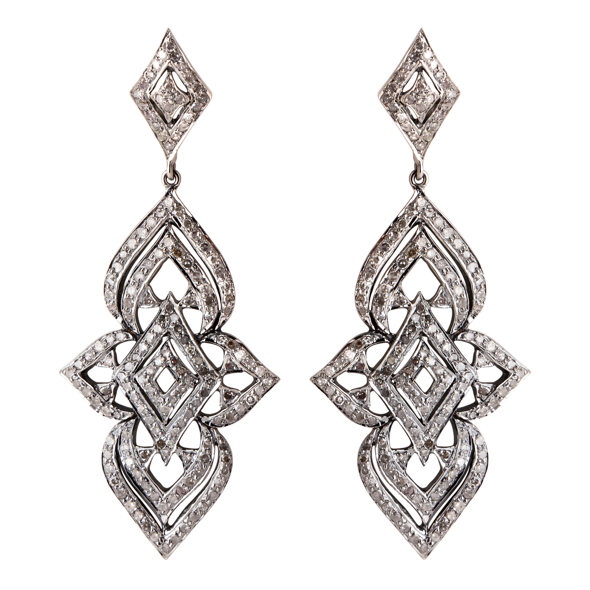 Magnifiques et élégantes boucles d'oreilles en argent et diamants