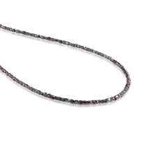 Naturfarbene Rondelle-Halskette mit grauem Salzpfeffer-Diamant