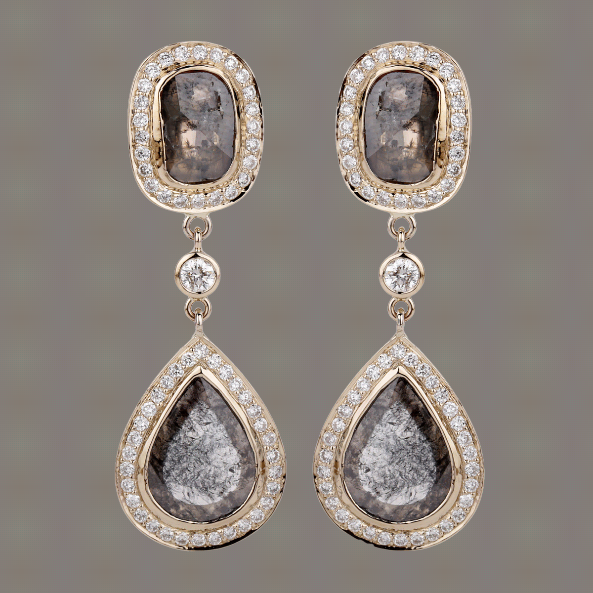 Boucles d'oreilles en or jaune 750 avec disque de diamant