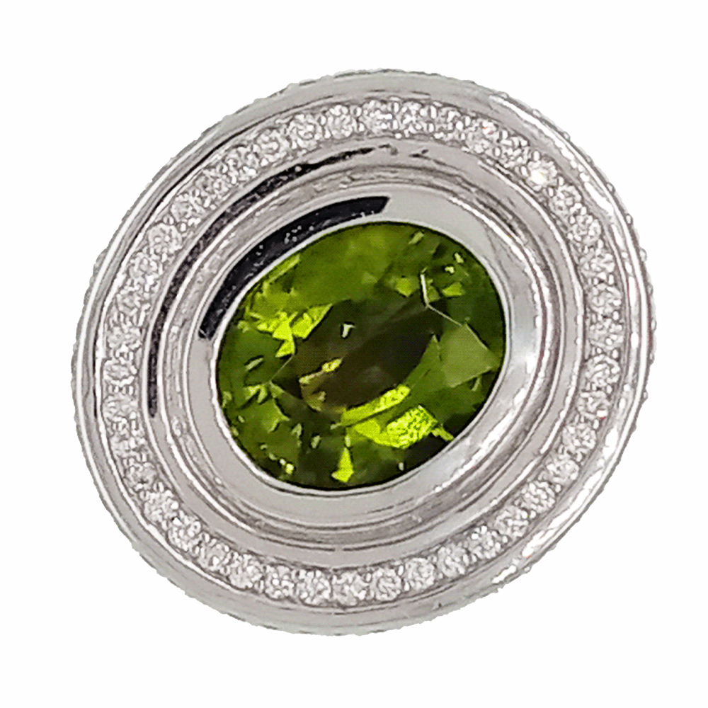 Interchangeable clasp with diamonds and green peridots 4, 28 carats 